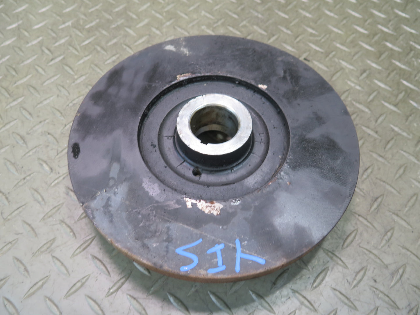 01-05 Lexus JCE10L IS300 Engine Crankshaft Harmonic Balancer Pulley OEM