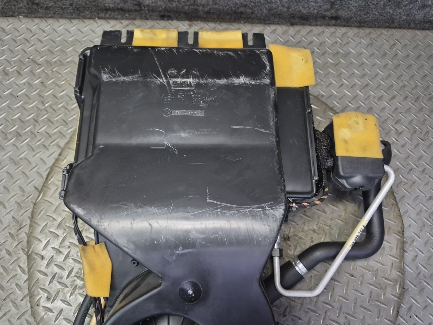 99-03 VW Eurovan T4 Rear Hvac A/C Evaporator Blower Motor Climate Box OEM