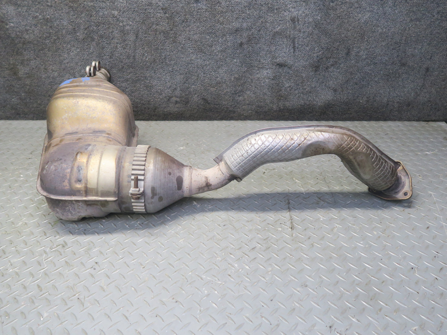 2005-2006 Porsche Boxster 987 2.7L Engine Rear Right Side Exhaust Muffler