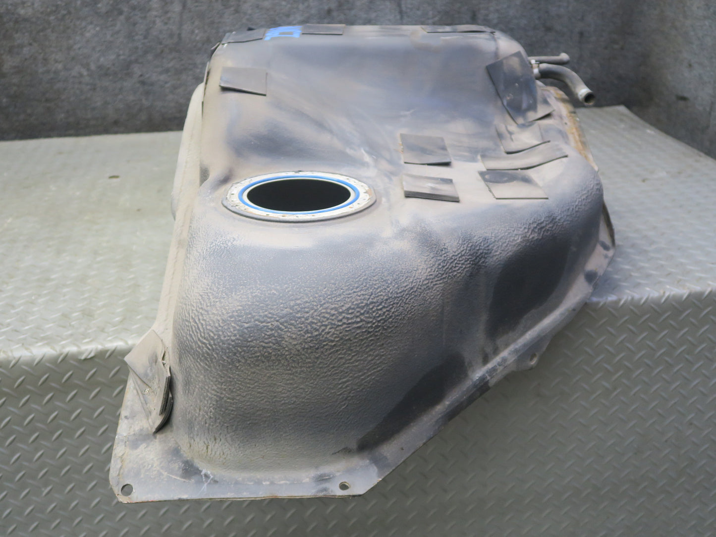 03-09 Nissan Z33 350Z 3.5L Gas Fuel Tank Reservoir OEM