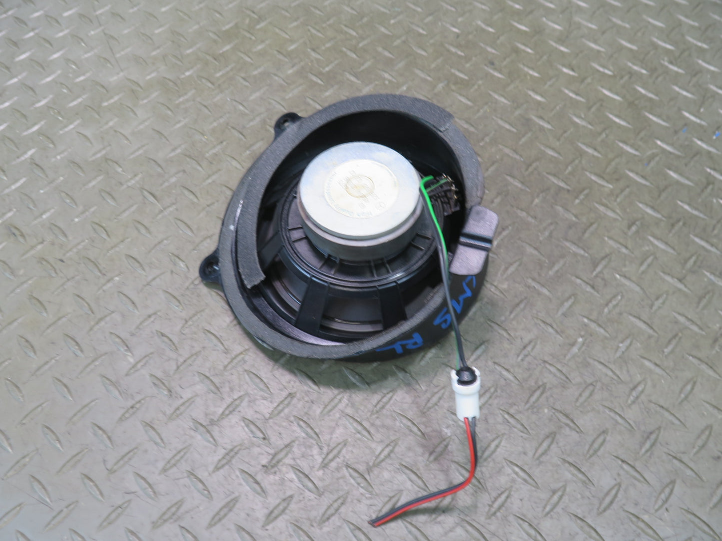 86-91 Mercedes W126 560SEL Sedan Set of 2 Rear Left & Right Shelf Speaker OEM