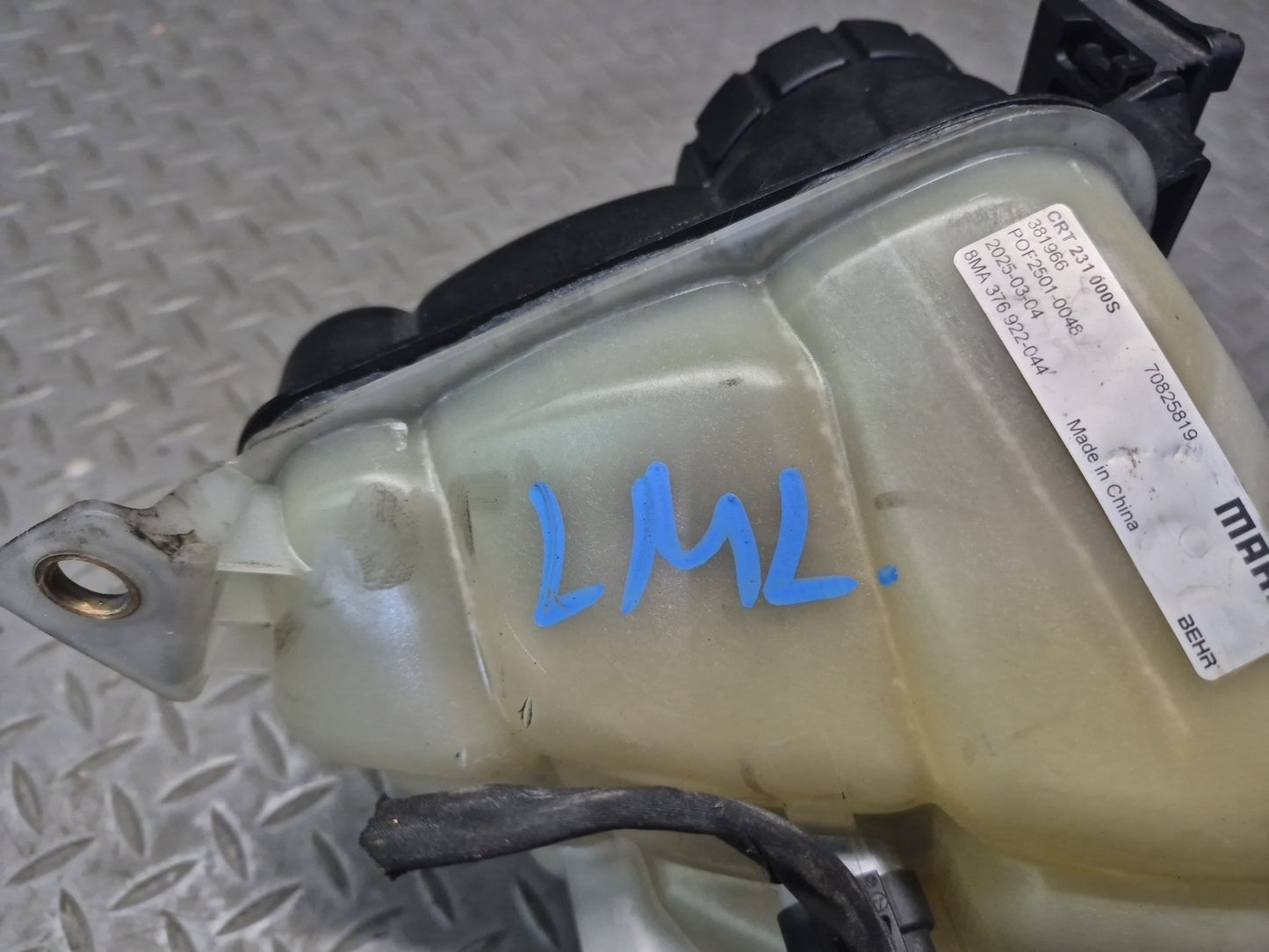 2012-2019 Mercedes X166 W166 ML GLE Coolant Expansion Overflow Reservoir Tank