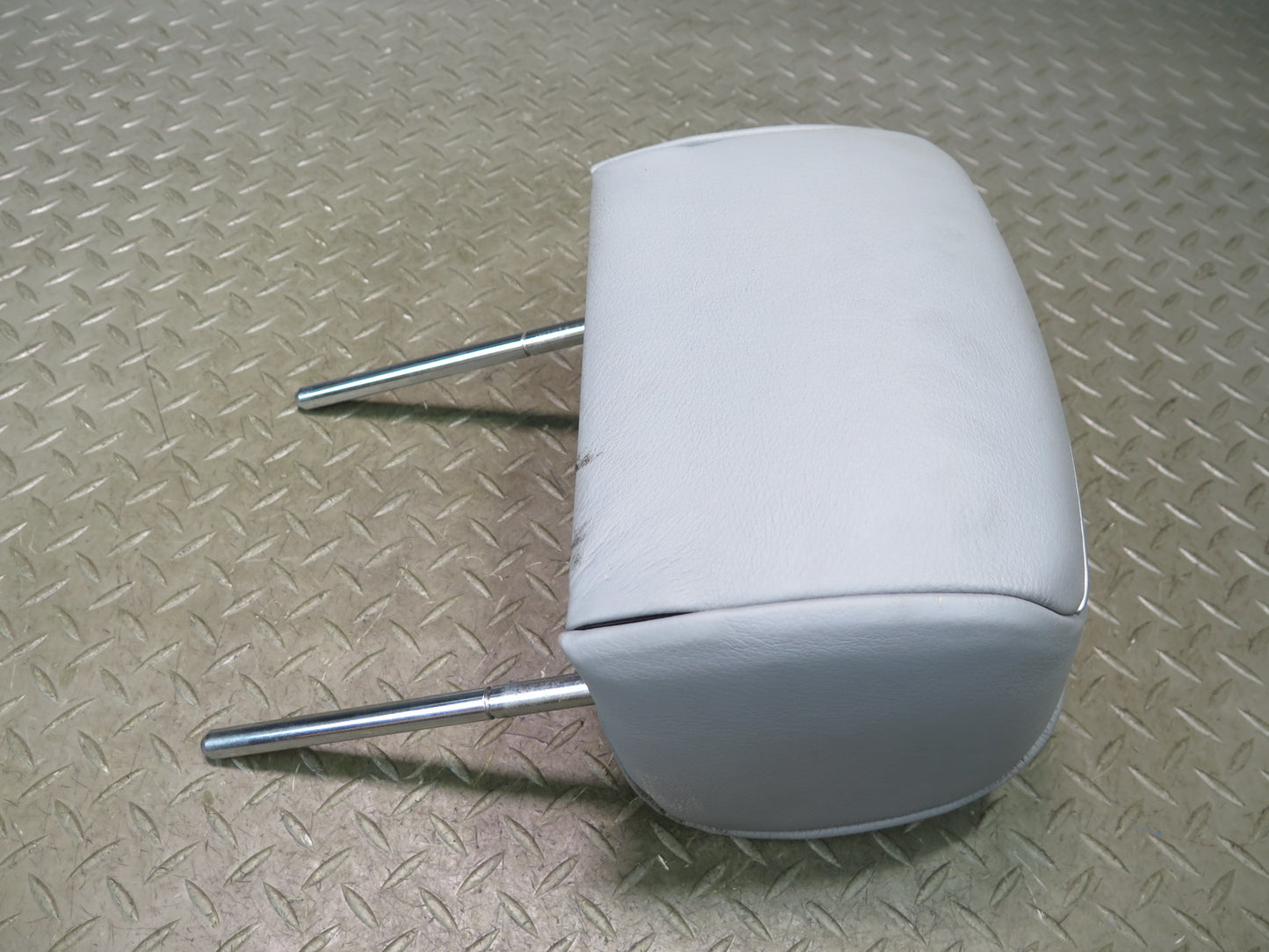 01-06 BMW E46 330CI Convertible Rear Left & Right Leather Headrest Gray OEM