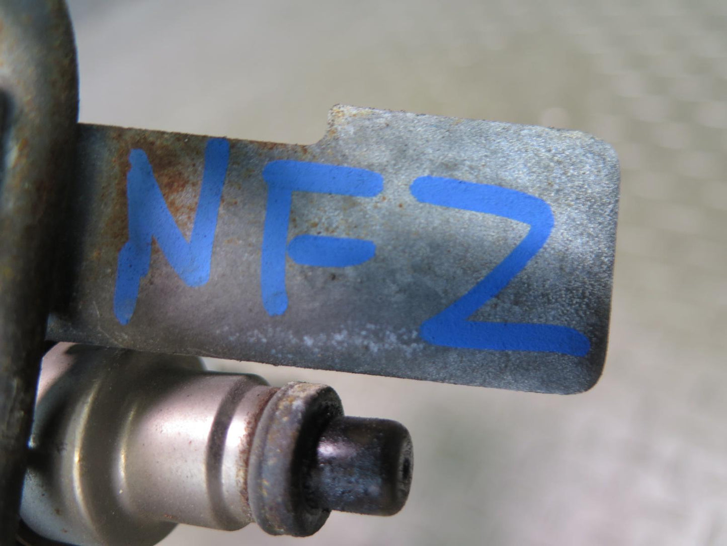 84-86 Nissan Z31 300ZX VG30E NA Fuel Rail Injector Set OEM