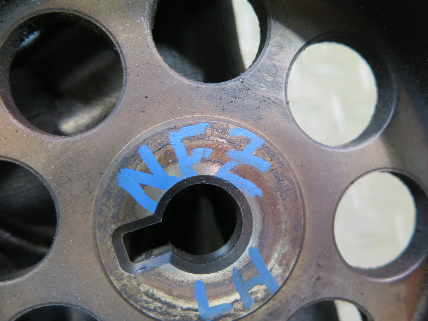 84-86 Nissan Z31 300ZX NA Set of 2 Engine Camshaft Gear Sprocket OEM