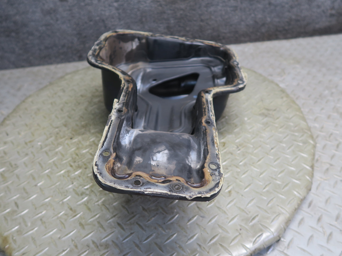 00-05 Toyota MR2 Spyder 1ZZFE Engine Motor Lower Oil Pan OEM
