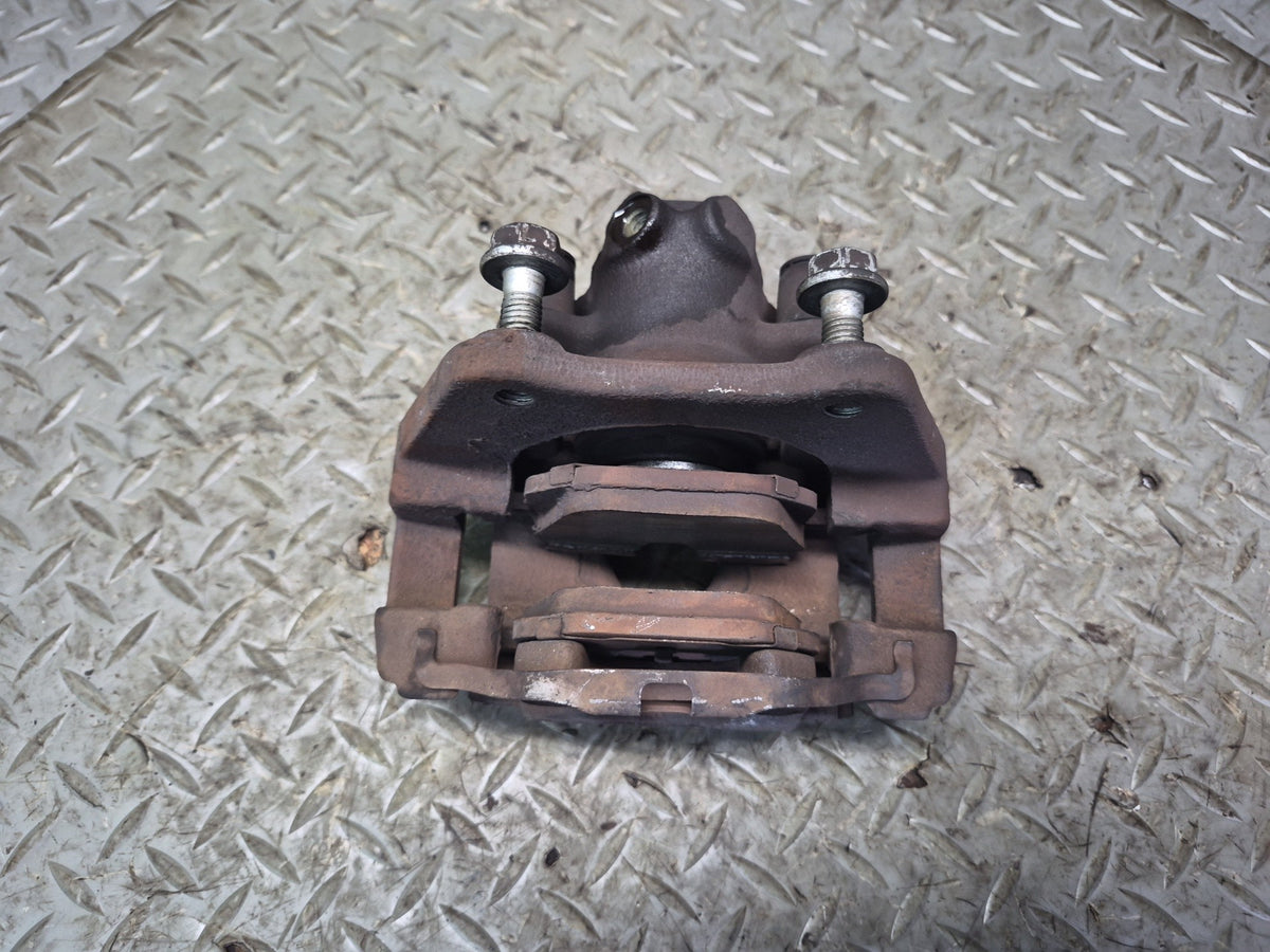 01-06 BMW E46 330i 330ci RWD Set of 2 Rear Left & Right Brake Caliper OEM