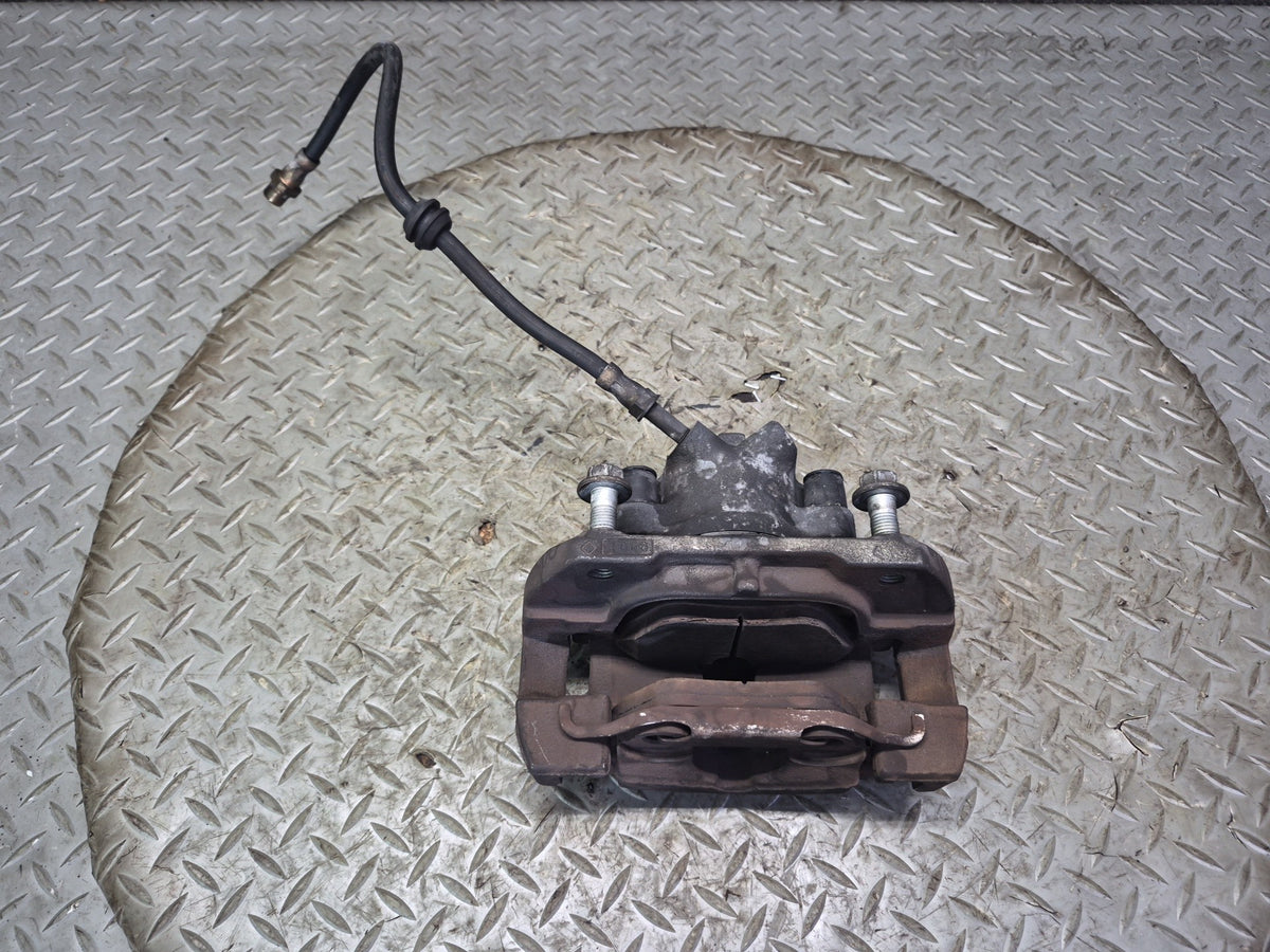 01-06 BMW E46 330i 330ci RWD Set of 2 Front Left & Right Brake Caliper 110K OEM