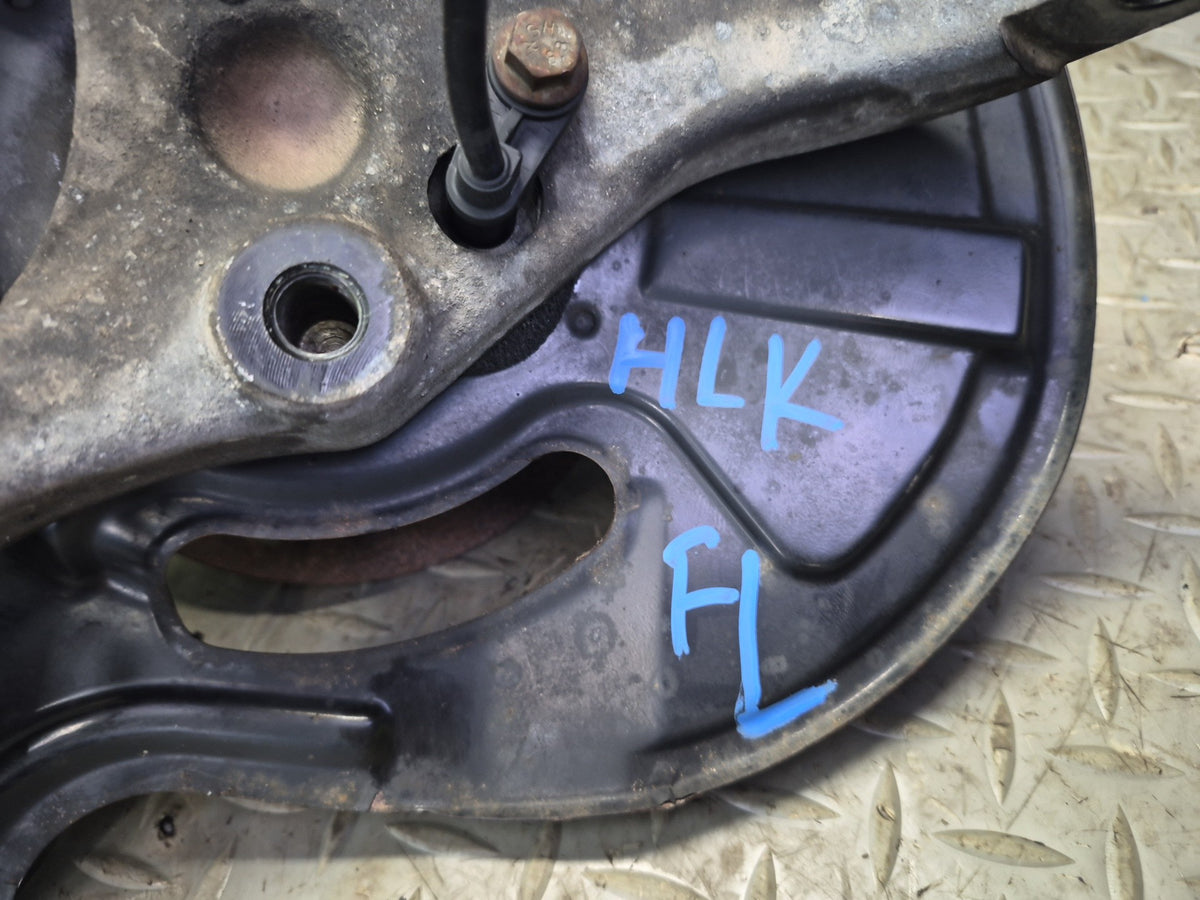 05-11 Mercedes R171 SLK RWD Front Left Spindle Knuckle Wheel Hub Bearing OEM
