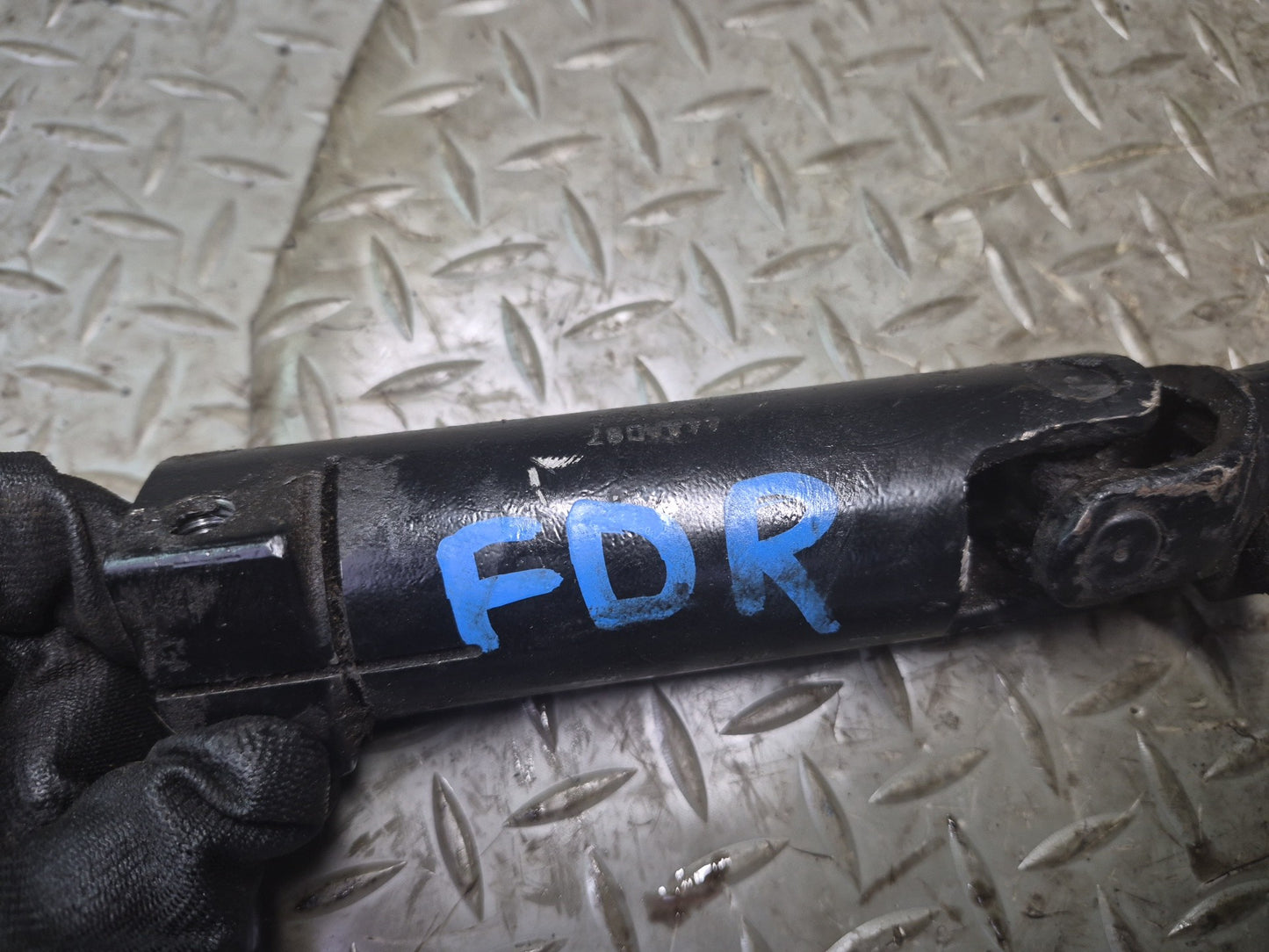 05-08 Dodge RAM 1500 DR Steering Column U Joint Linkage Shaft