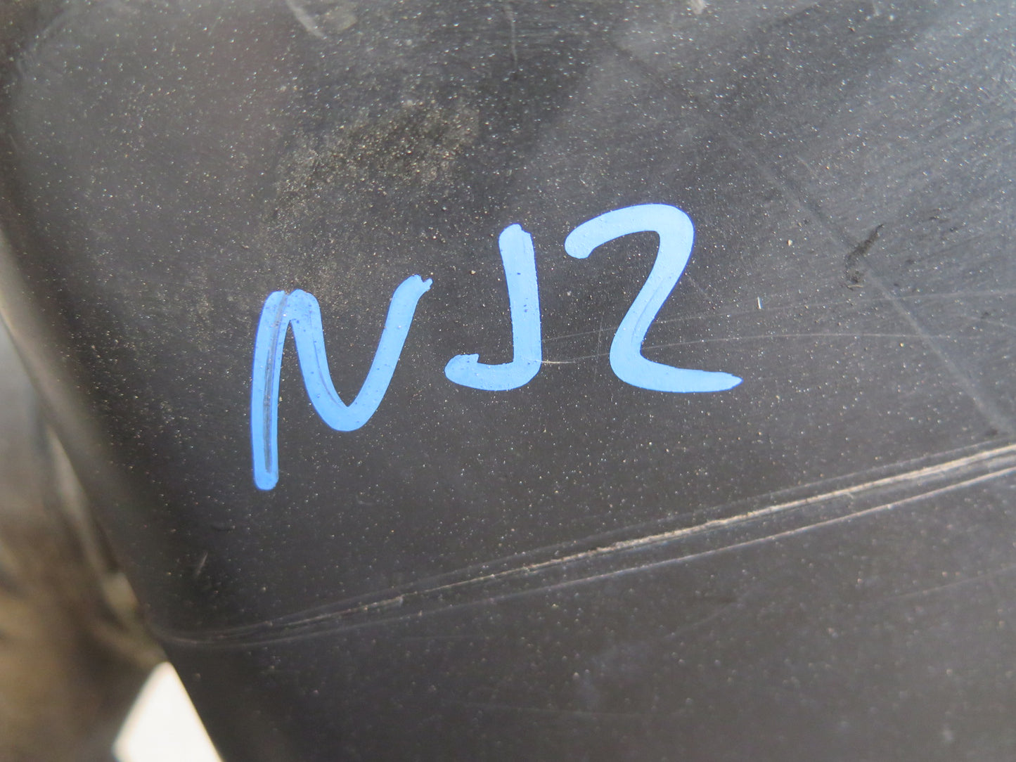 85-89 Nissan Z31 300ZX NA Air Intake Filter Resonator Box w Hose 16580-01P00 OEM