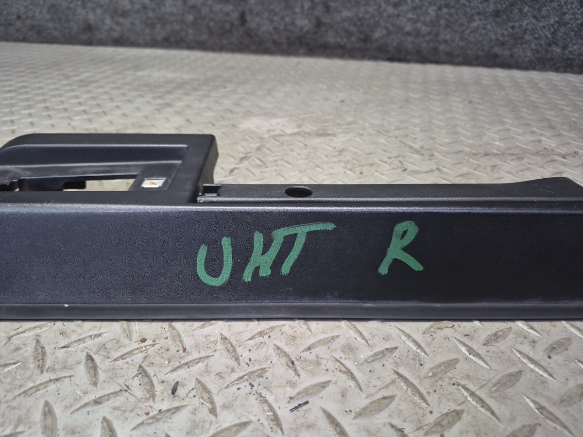 2003-2009 Hummer H2 Rear Right Pass Side Roof Rack Rail Cover Molding