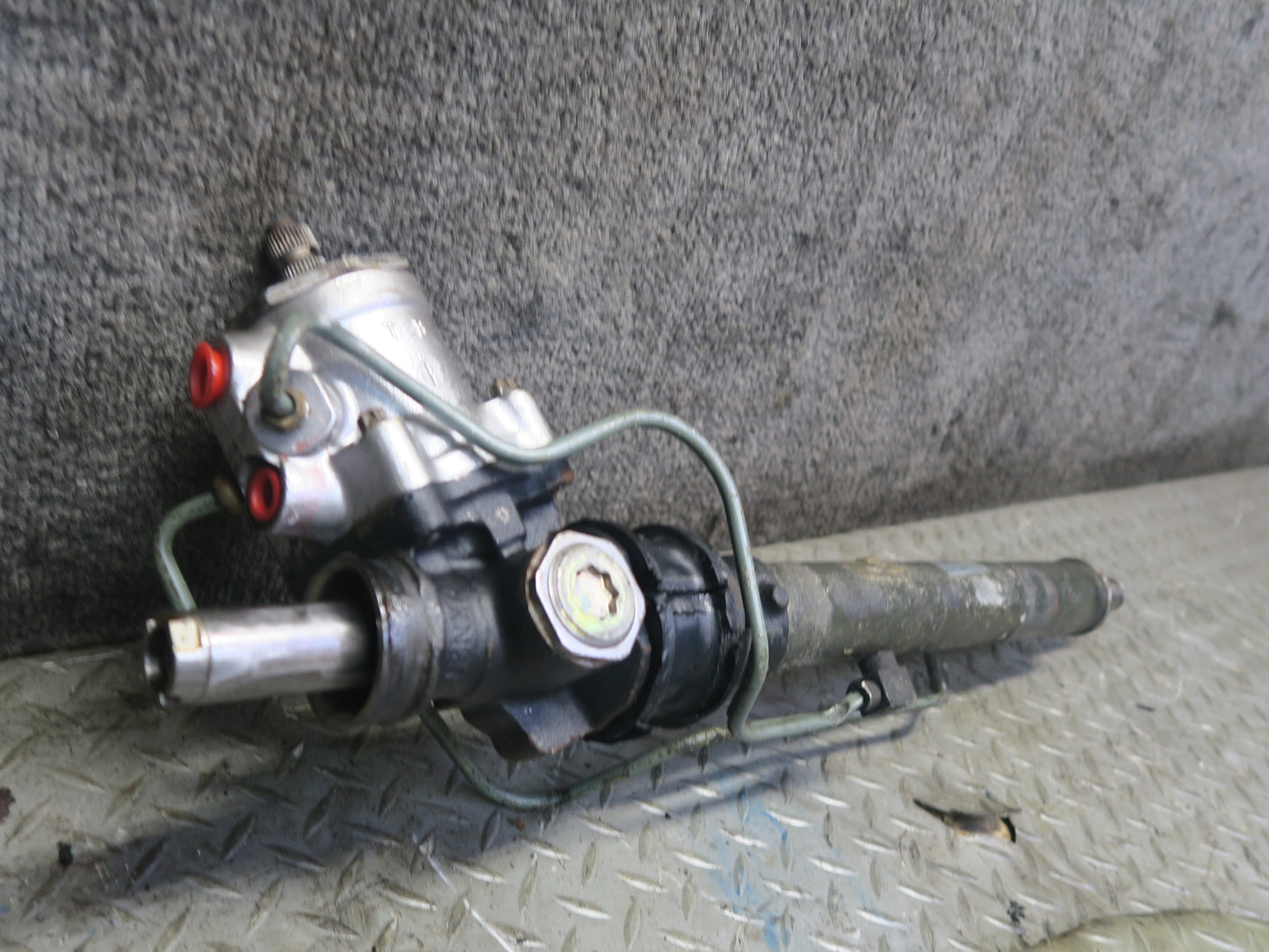 1987 Nissan Z31 300ZX NON Turbo Power Steering Rack & Pinion OEM