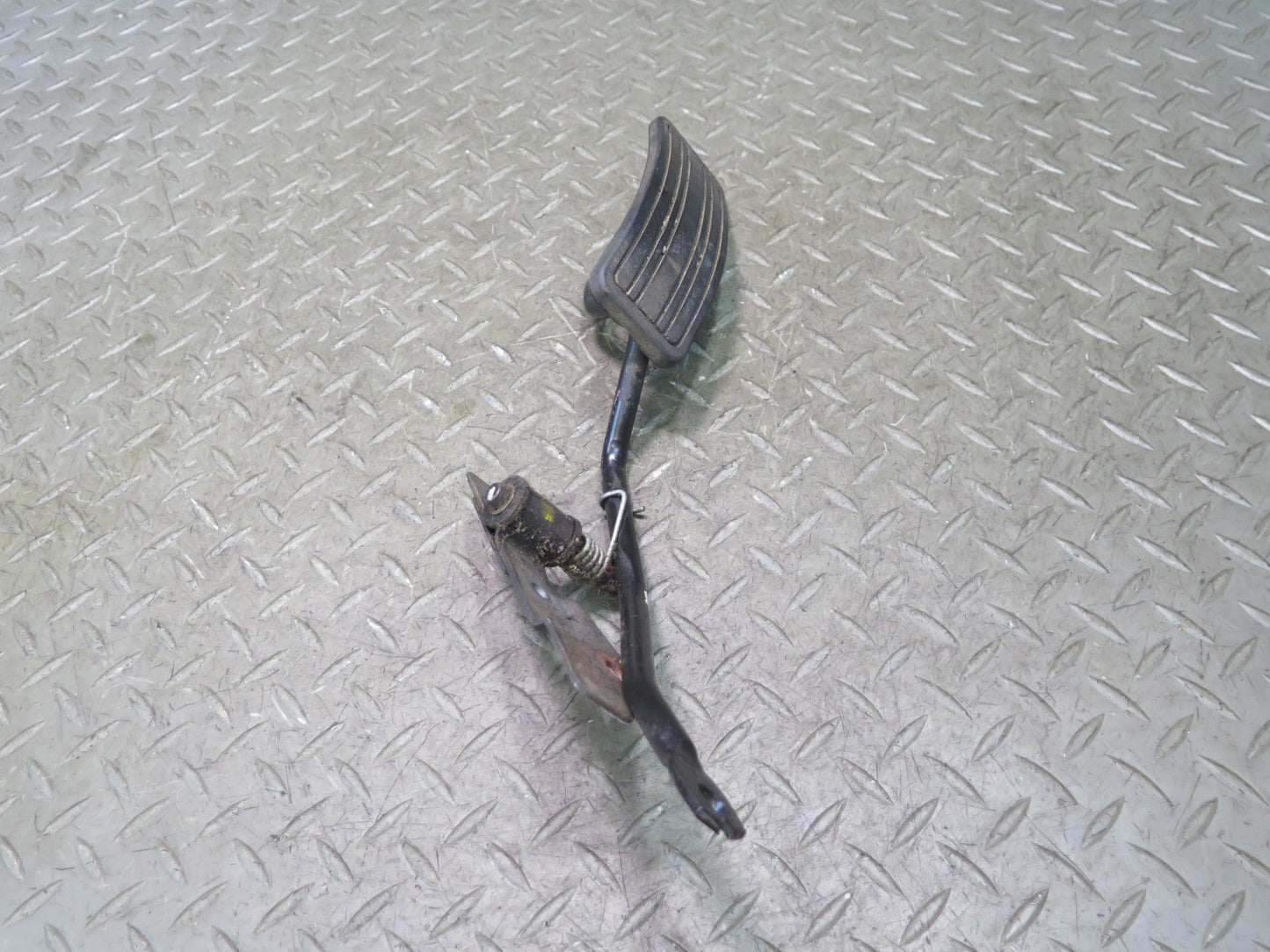 84-89 Nissan Z31 300ZX M/T Gas Brake Stop Clutch Pedal Set of 3 OEM
