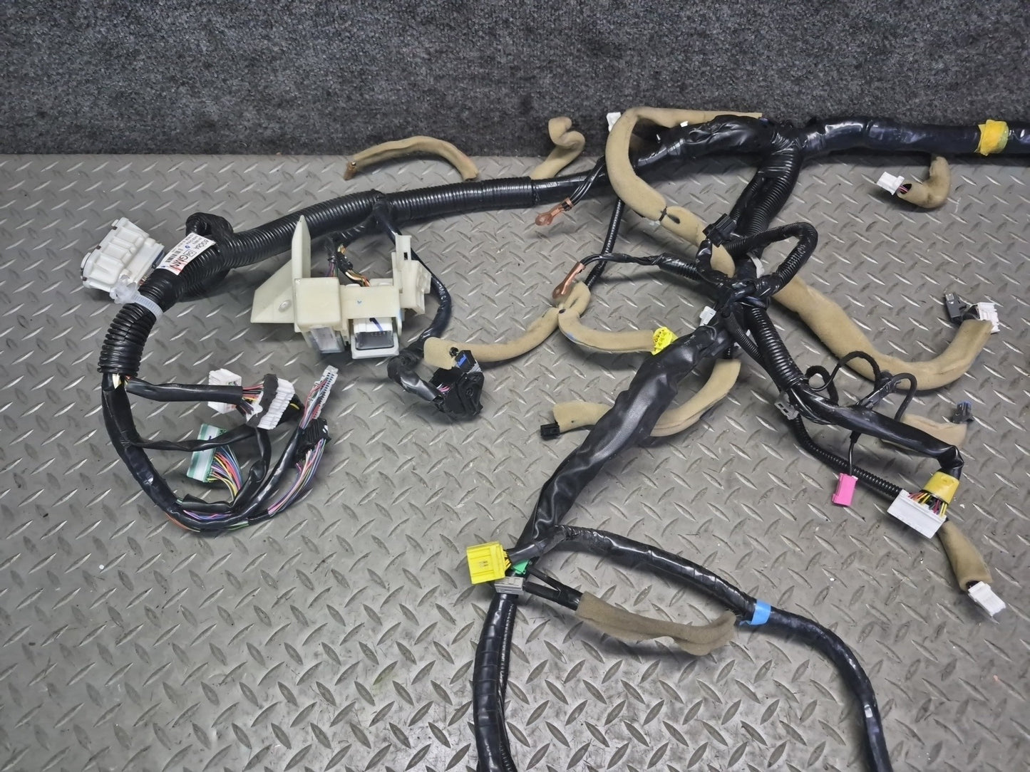 2016 Nissan Z34 370Z Coupe Nismo A/T Main Dash Dashboard Wire Wiring Harness OEM