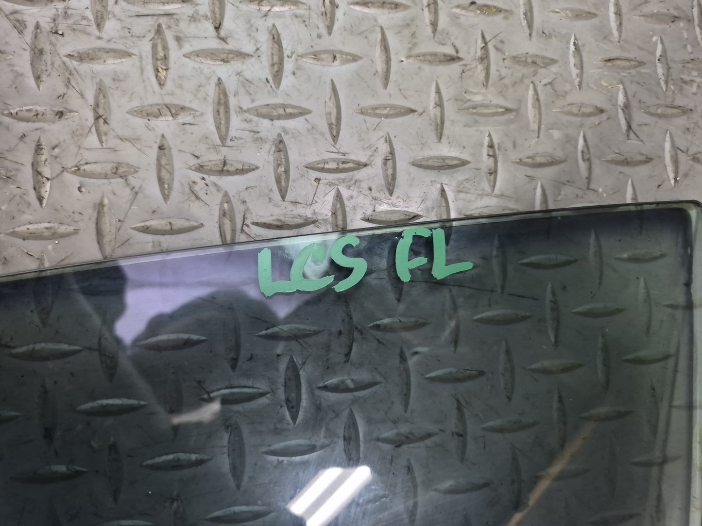 07-17 Lexus UVF46L LS600h LS460 Front Left Door Glass Window OEM