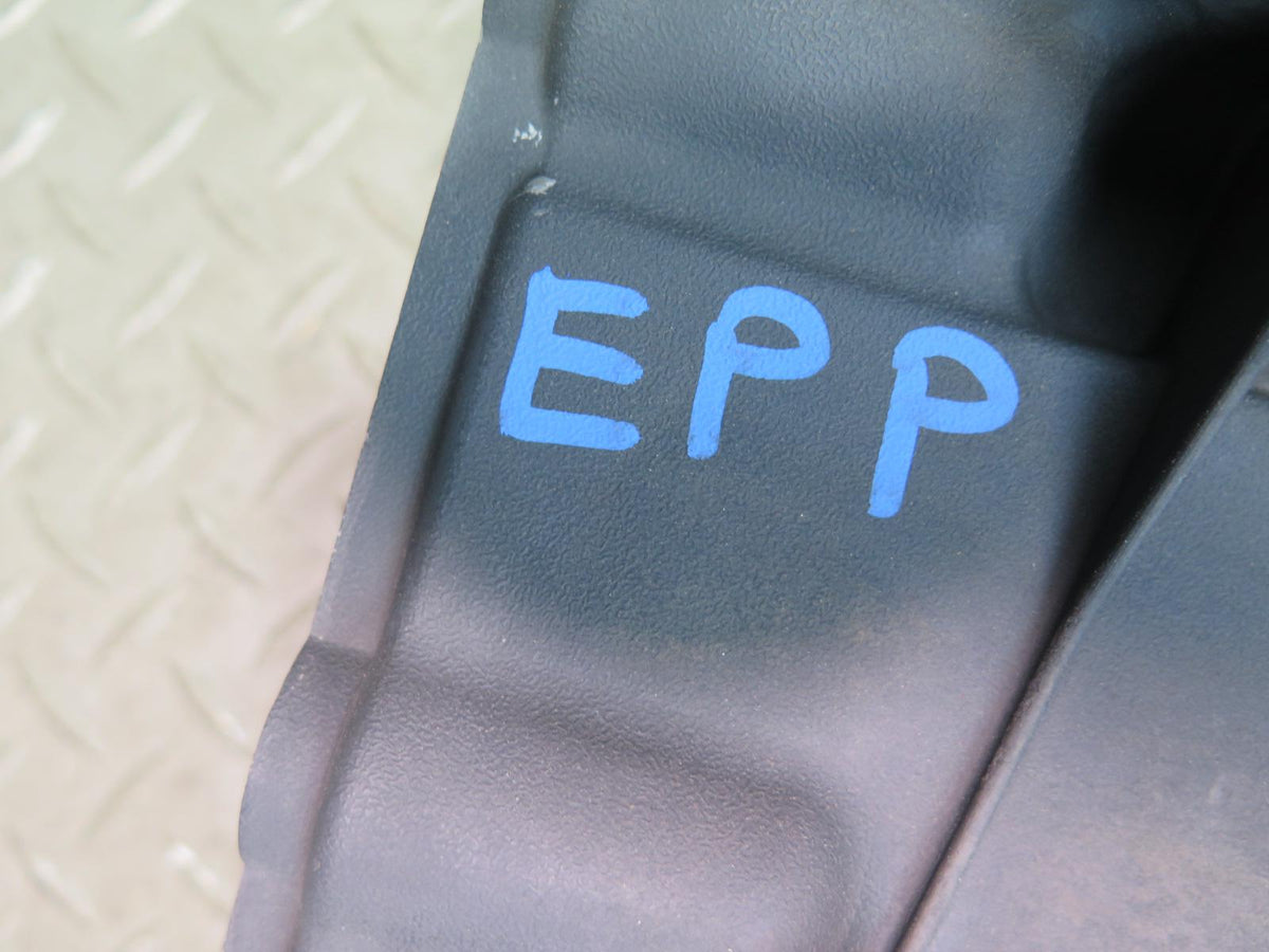 2014-2016 Porsche Panamera 970 3.0L Cwda Engine Timing Chain Lower Plate Cover