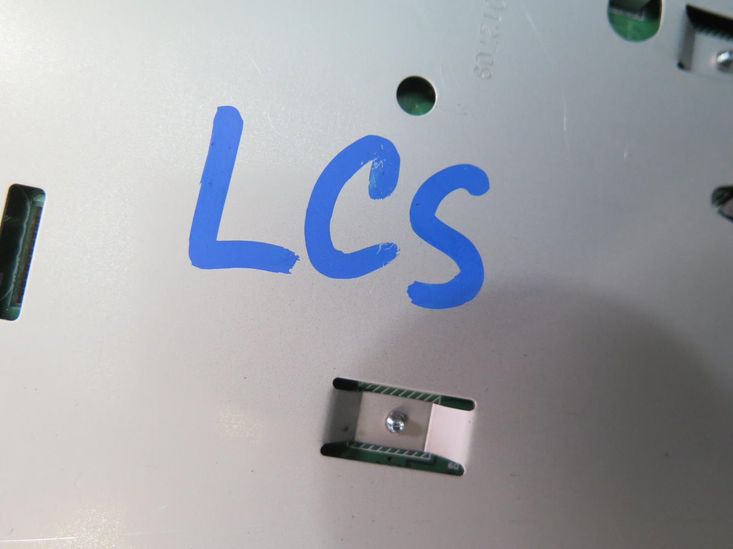 10-12 Lexus UVF46L LS600h Rear CD DVD Player 86270-50340 OEM