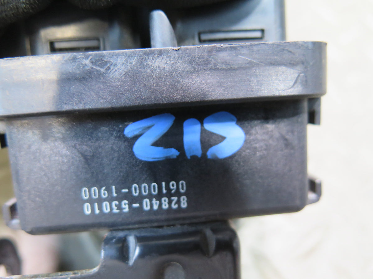 01-05 Lexus JCE10L IS300 Daytime Running Light Relay 82840-53010 OEM