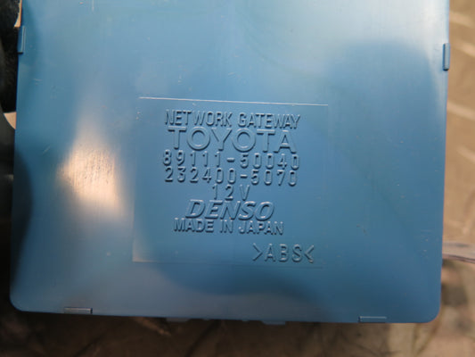04-06 Lexus UCF30L LS430 Network Gateway Control Module 89111-50040 OEM