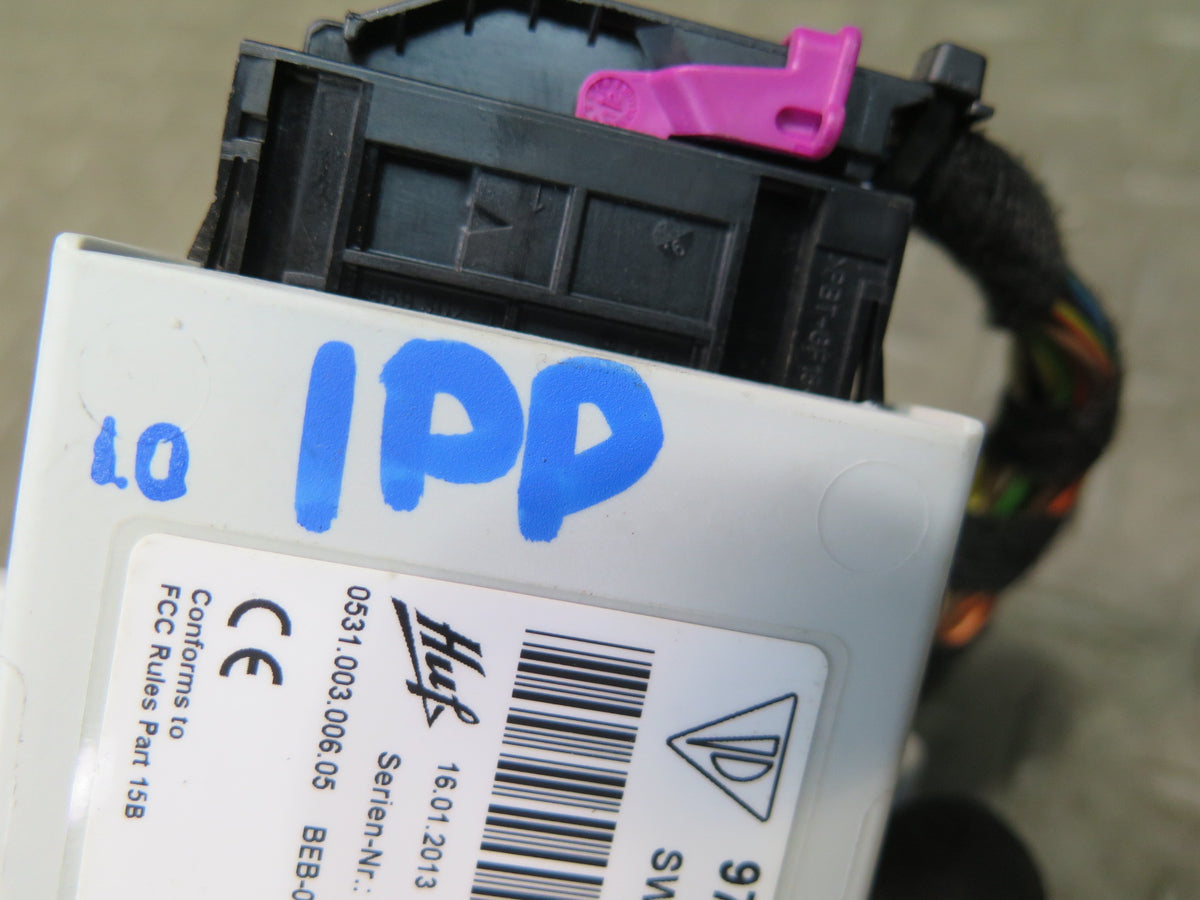 2010-2013 Porsche Panamera 970 TPMS Tire Pressure Monitor Control Module Unit