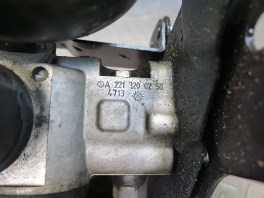 07-12 Mercedes R230 SL550 Front ABC Hydraulic Suspension Valve Block Pump OEM