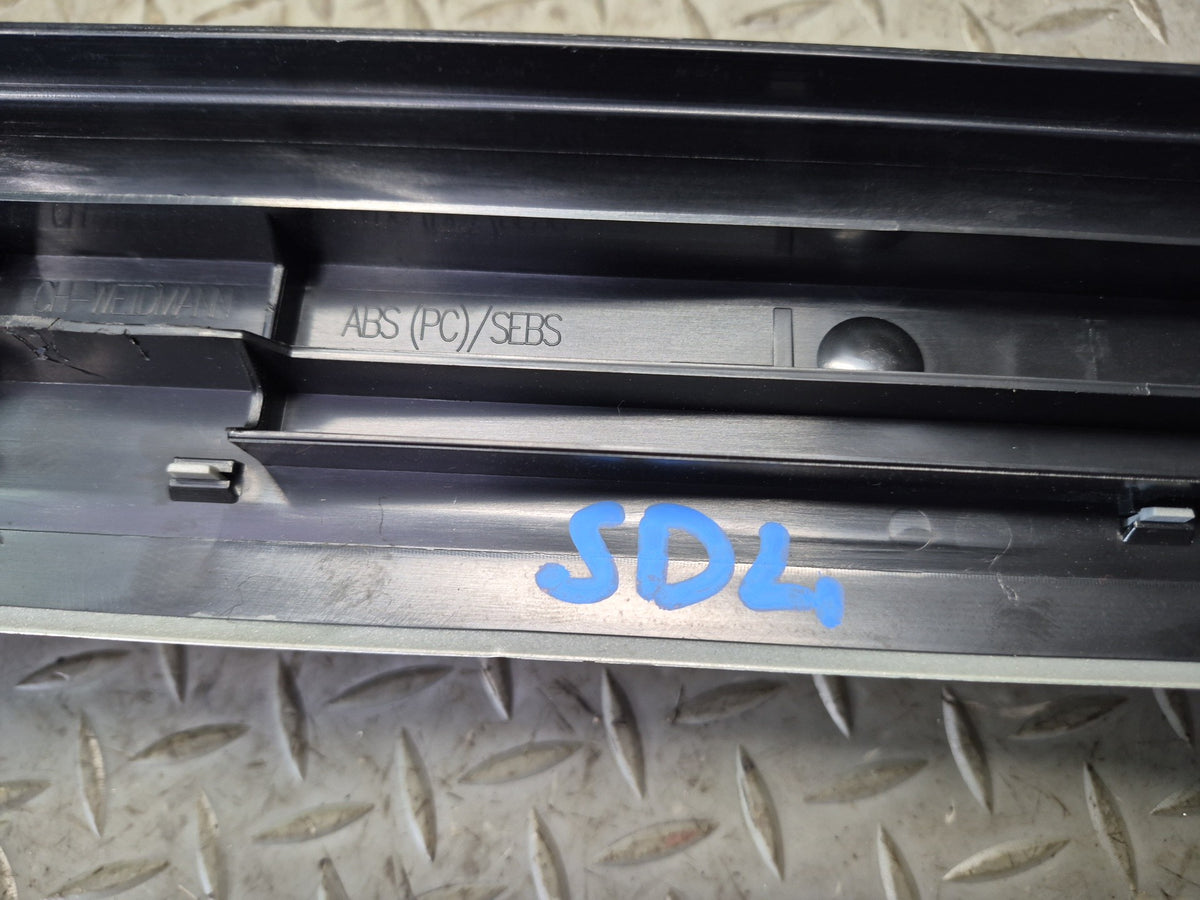 07-08 Mercedes R230 Sl-class Set of 2 Door Inner Scuff Sill Plate Trim Panel OEM