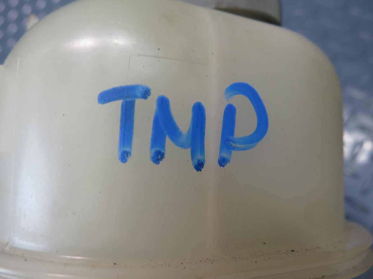 00-05 Toyota MR2 Spyder ZZW30L Engine Expansion Overflow Reservoir Tank OEM