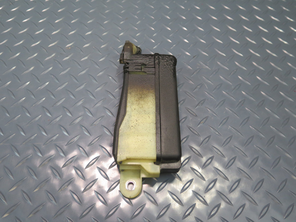 00-05 Toyota MR2 Spyder ZZW30L Interior Fuse Relay Box OEM