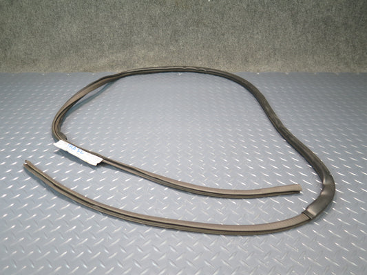 93-99 Toyota Hiace KZH106W Front Right Door Weatherstrip Rubber Seal Gasket OEM