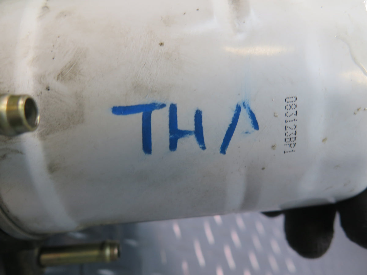 93-99 Toyota Hiace KZH106W 1KZ-TE Engine Fuel Filter Housing w Sensor Filter OEM