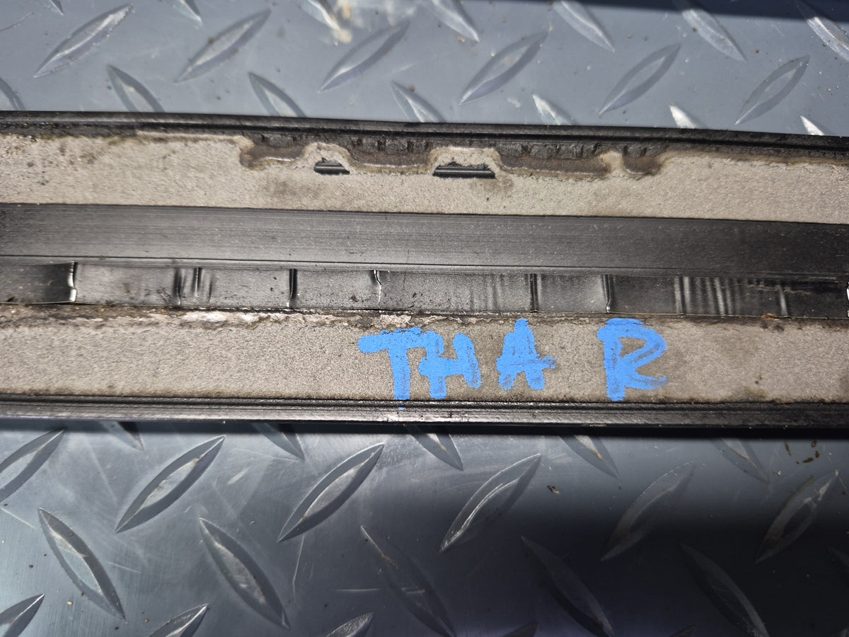 93-96 Toyota Hiace KZH106W Set of 3 Right Body Door Molding Trim Panel OEM