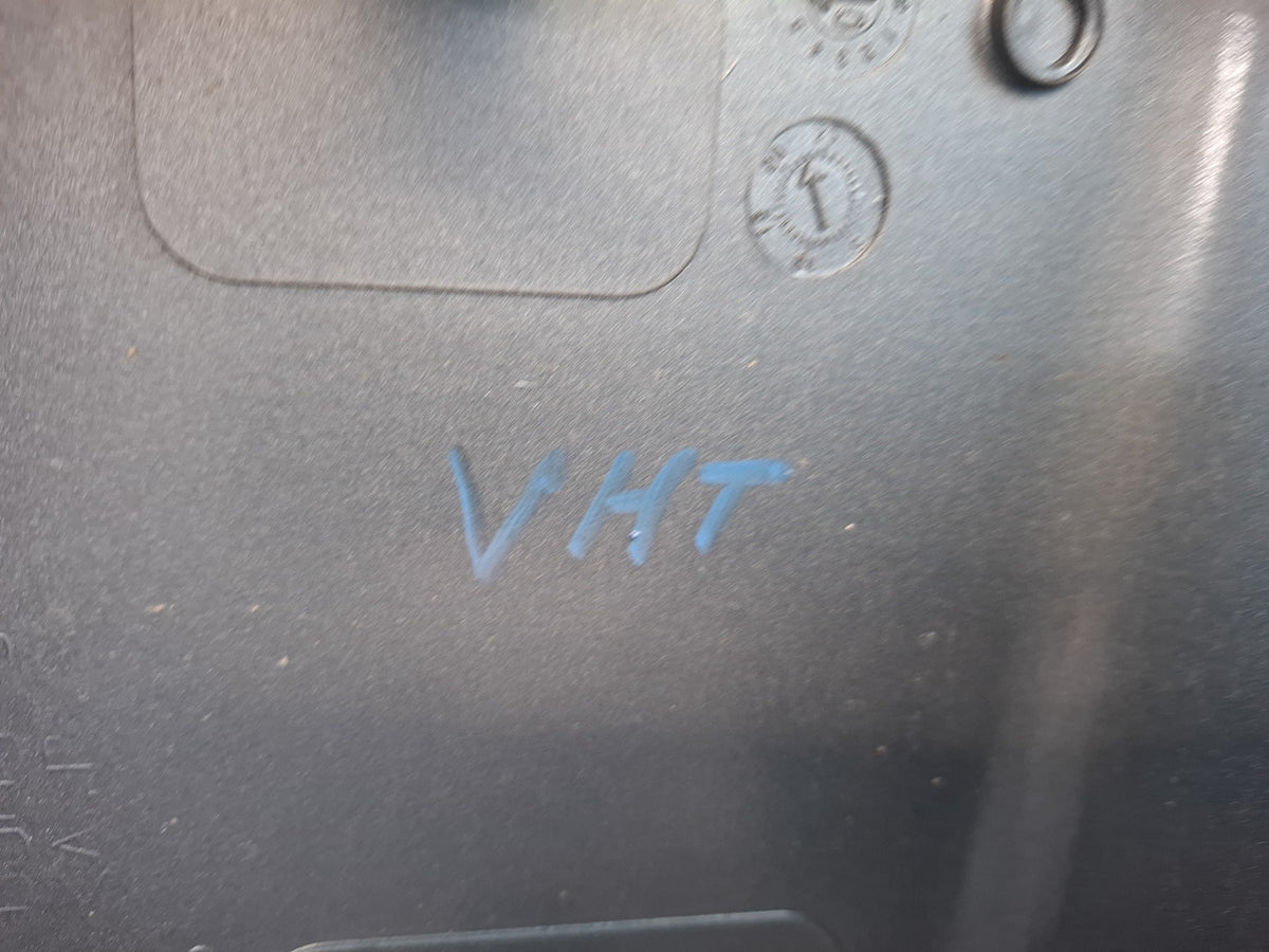 2003-2009 Hummer H2 Front Left Cowl Vent Panel END Cap Cover Molding 15135985