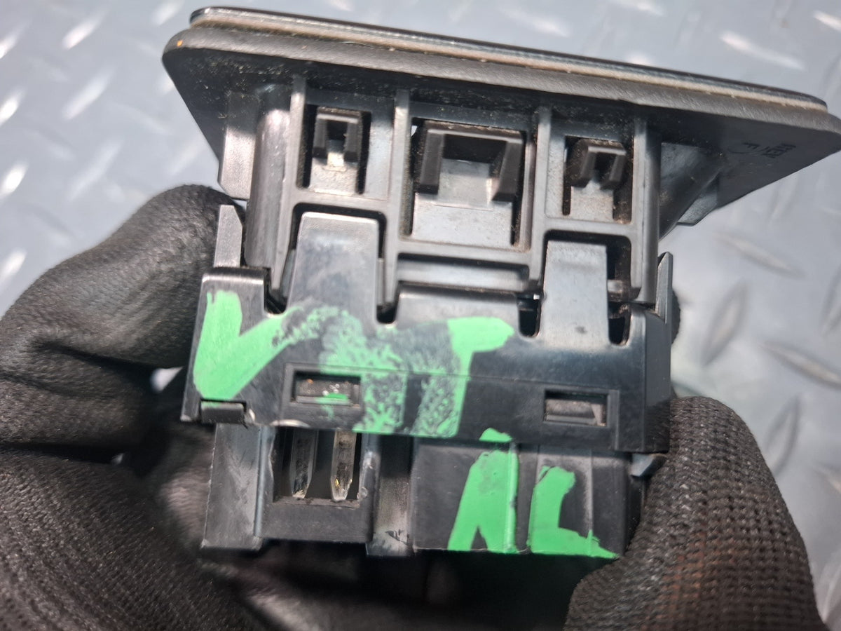 2003-2007 Hummer H2 Rear Left Side Door Window Control Switch 15093146