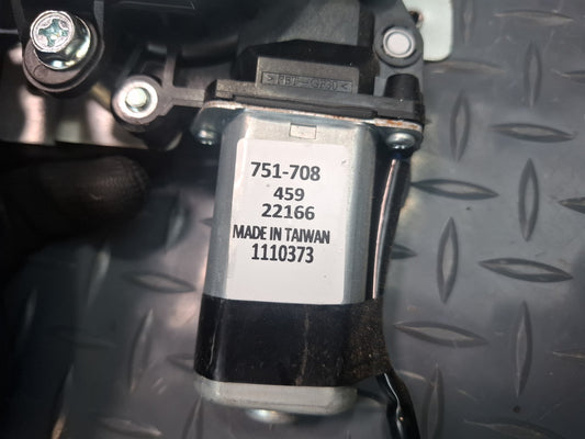 2003-2009 Hummer H2 Rear Right Side Door Window Regulator w Motor