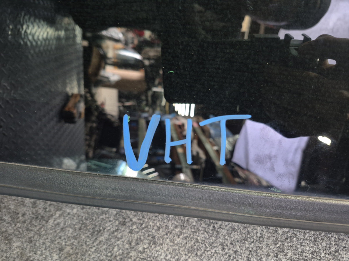 2003-2009 Hummer H2 Front Upper Sunroof Glass Window Panel
