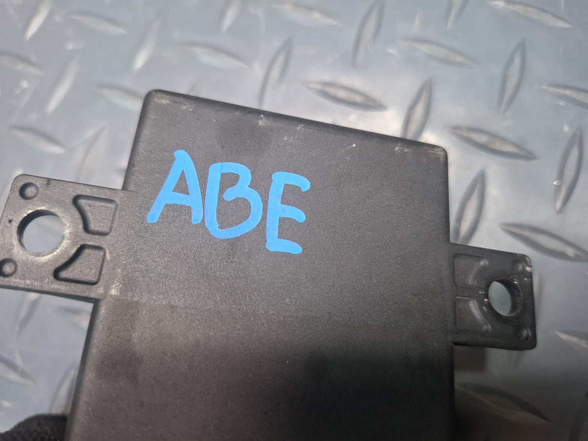 1994-1997 BMW E31 840Ci Climate Control Relay Module 1379737