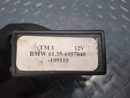 1994-1997 BMW E31 840Ci Left Door Control Module 6957040