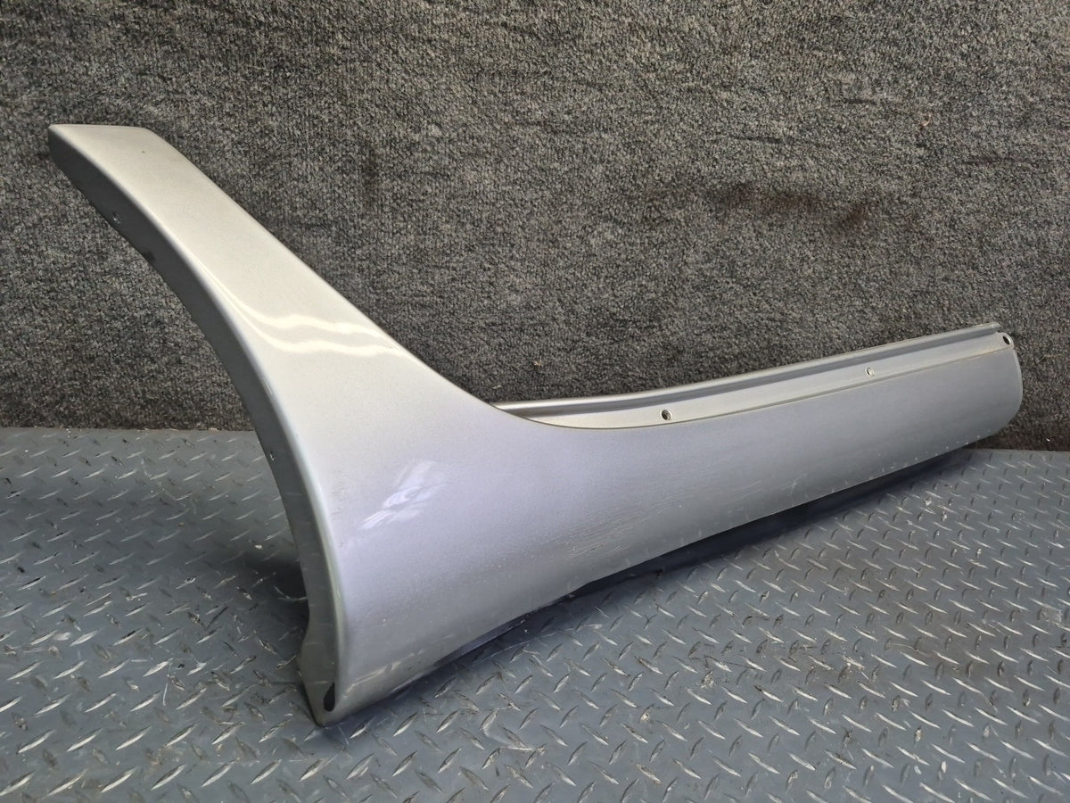 04-06 Lexus UCF30 LS430 Front & Rear Side Skirt Rocker Panel Molding Set Damaged
