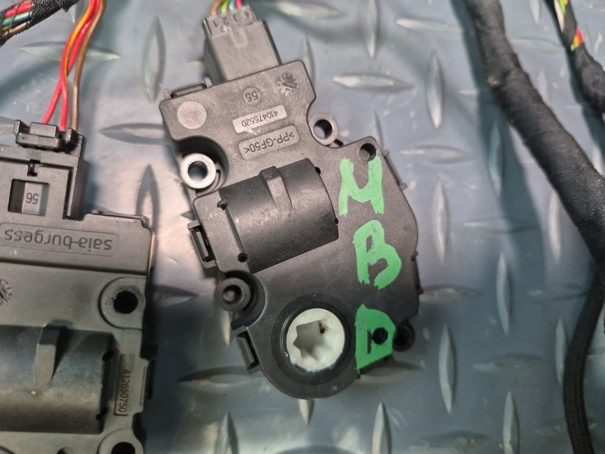 2008-2011 BMW E90 E92 E93 M3 A/C Heater Flap Door Actuator Motor Wiring Set