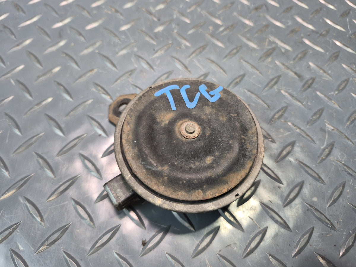 84-88 Toyota Cressida MX73 High & Low Tone Security Alarm Horn Siren Set OEM