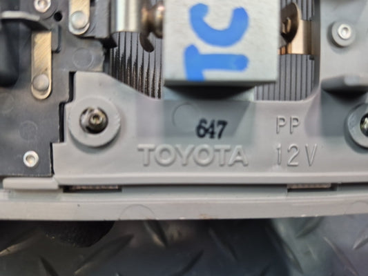 84-88 Toyota Cressida MX73 Sedan Overhead Dome Reading Interior Light Lamp OEM