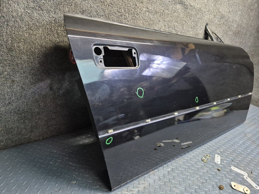 1994-1997 BMW E31 840Ci Right Door Shell Panel Schwarz Damaged