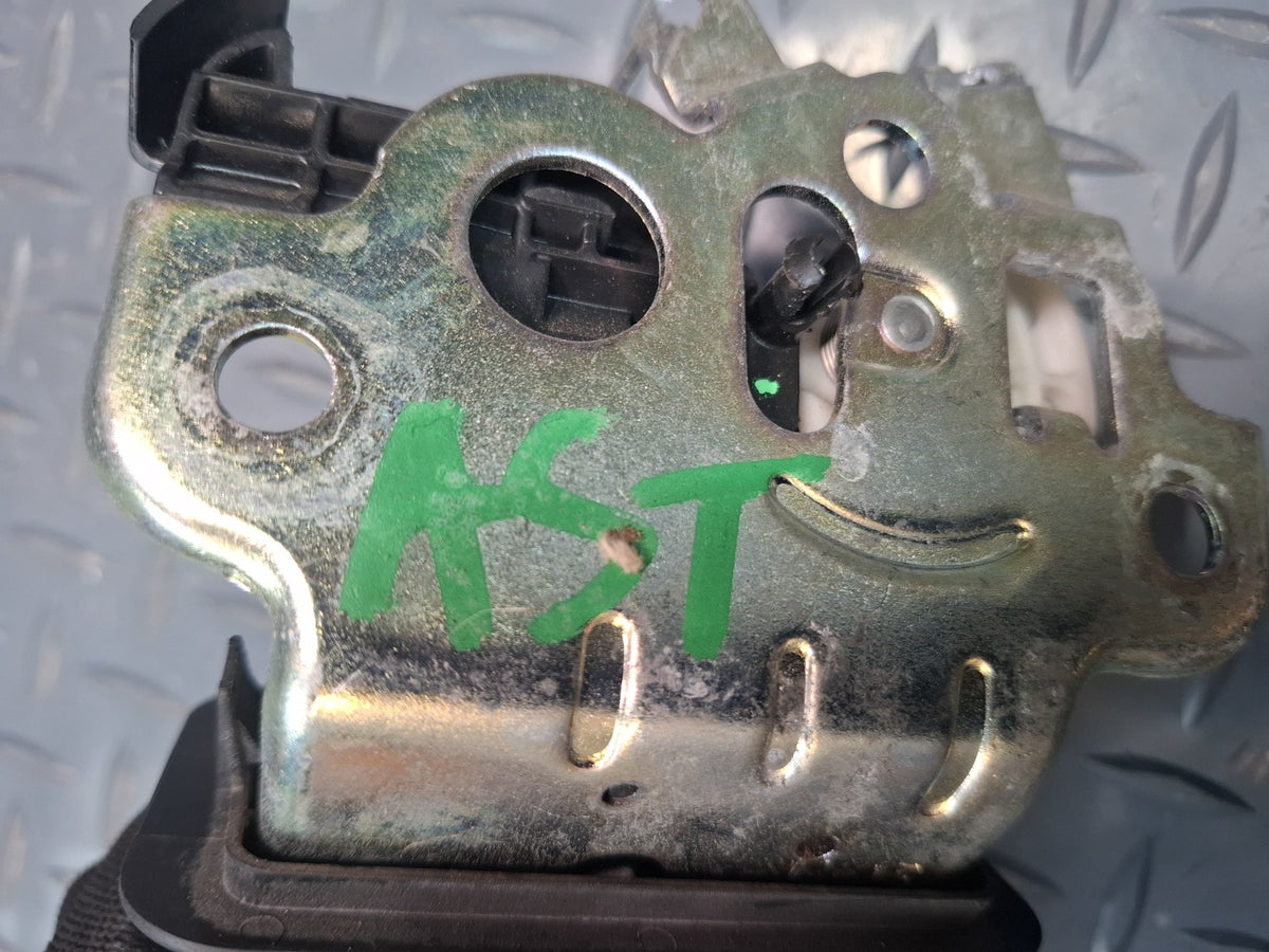 15-20 Audi S3 8VS Rear Tailgate Trunk Lock Latch Actuator 4H0827505A OEM