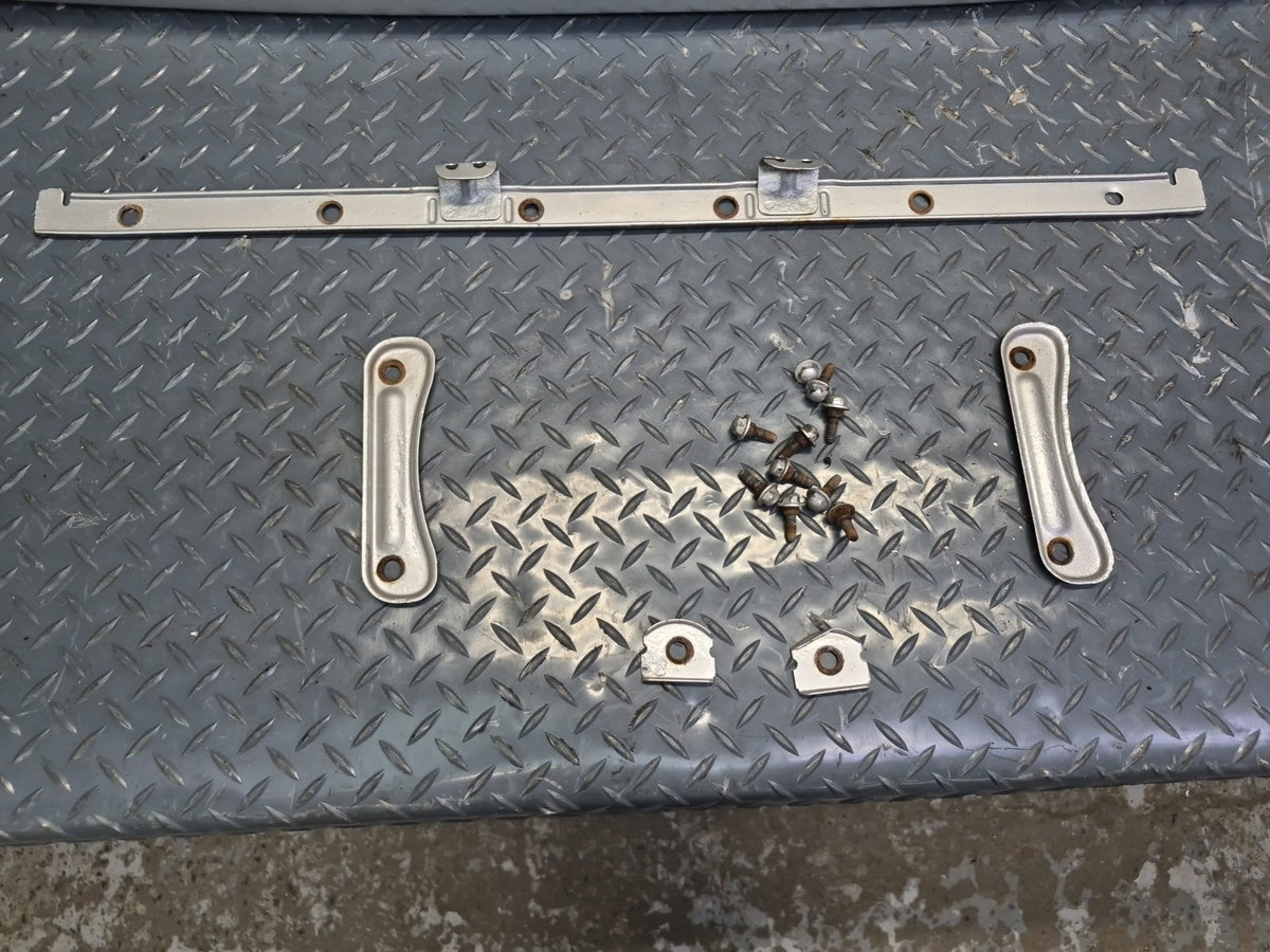 84-88 Toyota Cressida MX73 Sedan Front Bumper Cover w Hardware Set Silver OEM
