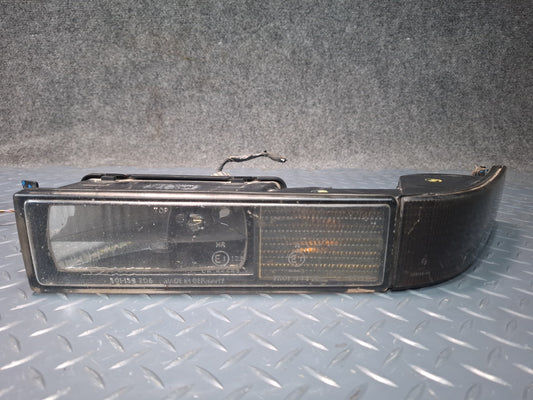 1994-1997 BMW E31 840Ci Front Left & Right Turn Signal Light Lamp Set Damaged