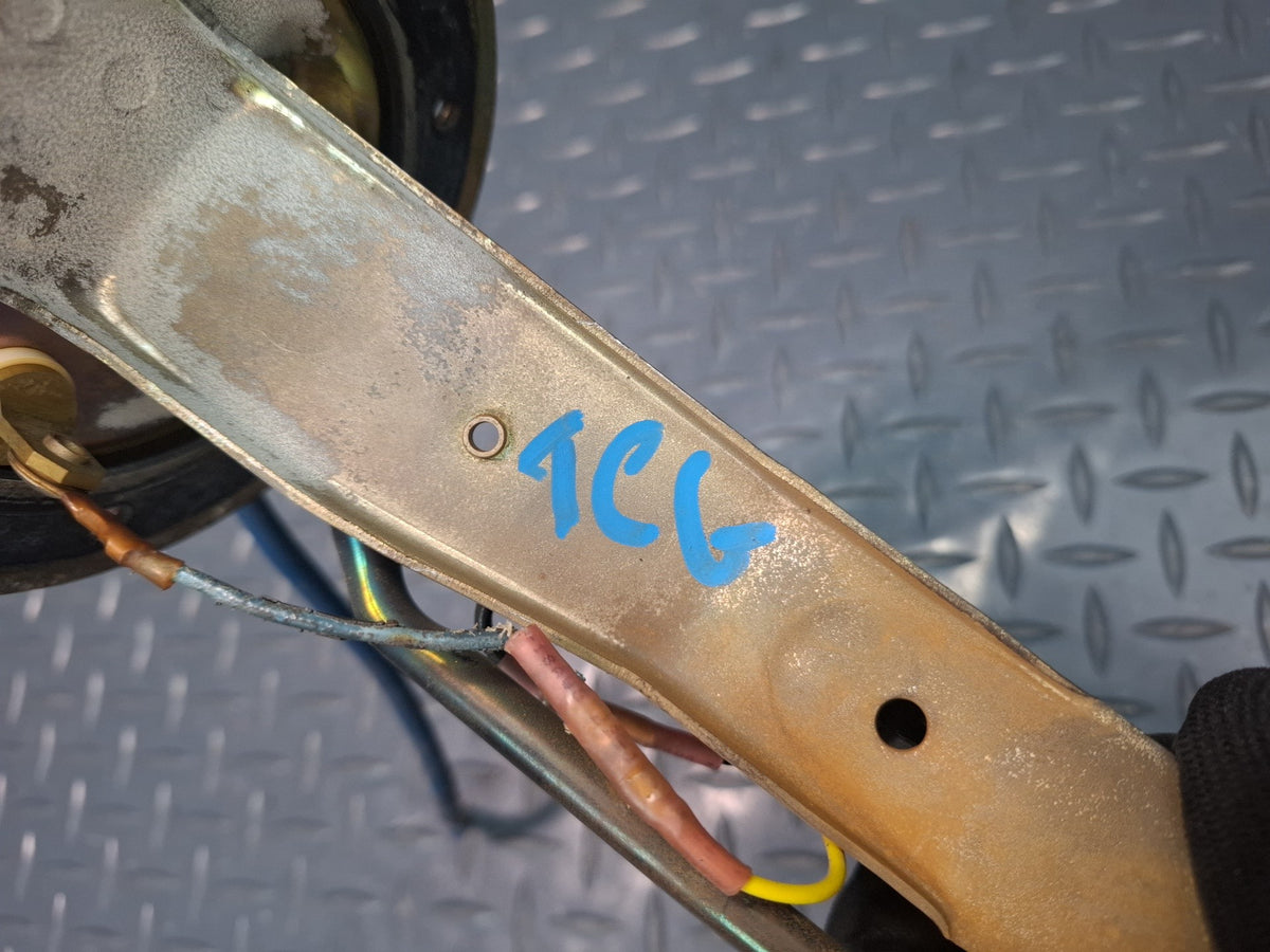 85-86 Toyota Cressida MX73 Engine Fuel Gas Pump Assembly w Hose OEM