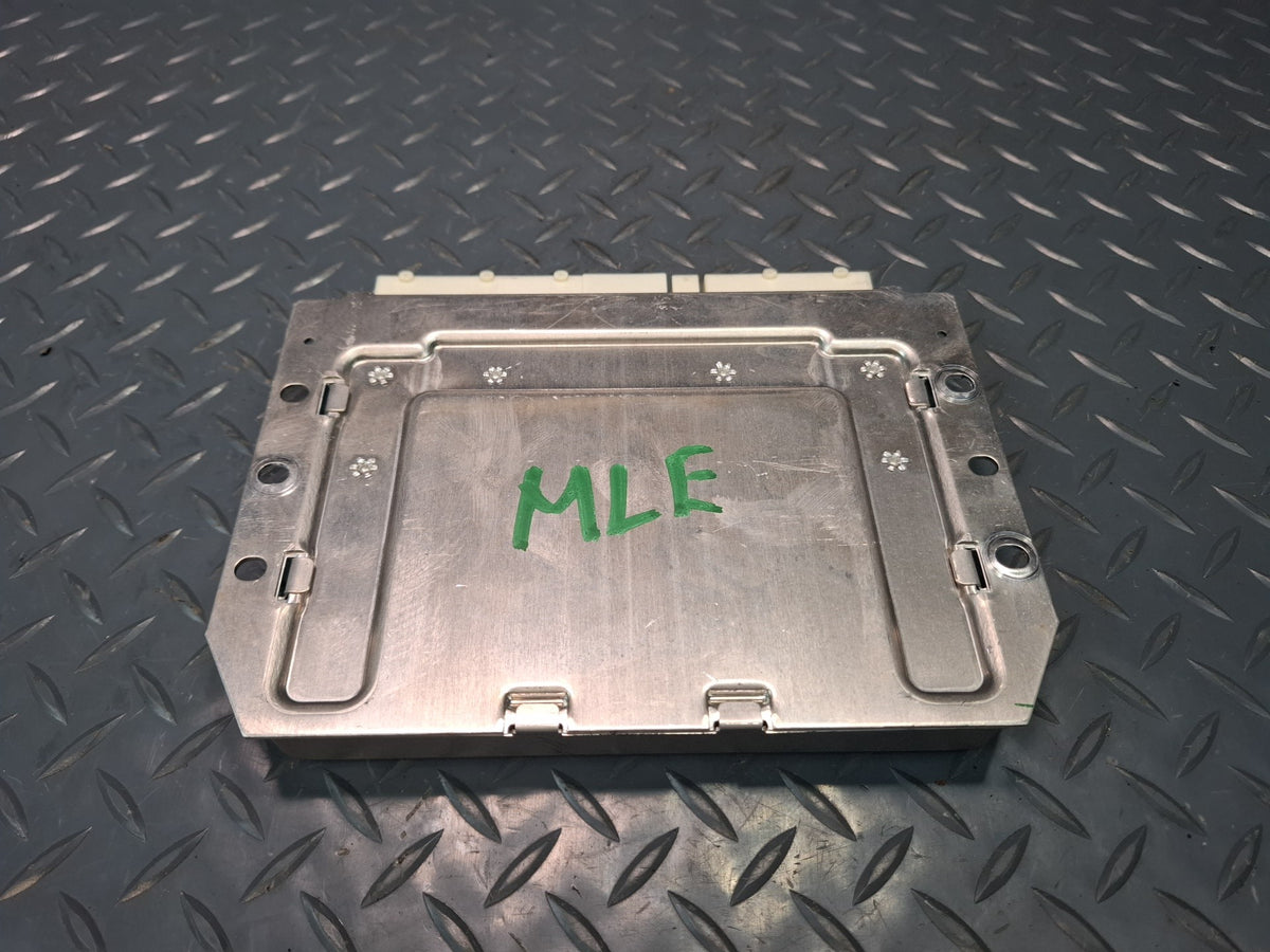 2017-2020 Maserati Levante M161 Air Suspension Control Module 670105688 OEM