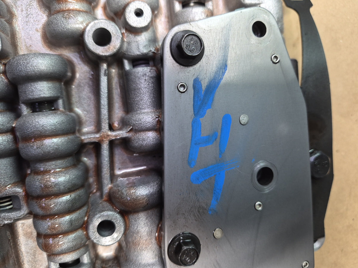 2003-2007 Hummer H2 4L65E Automatic Transmission Valve Body Mechatronic