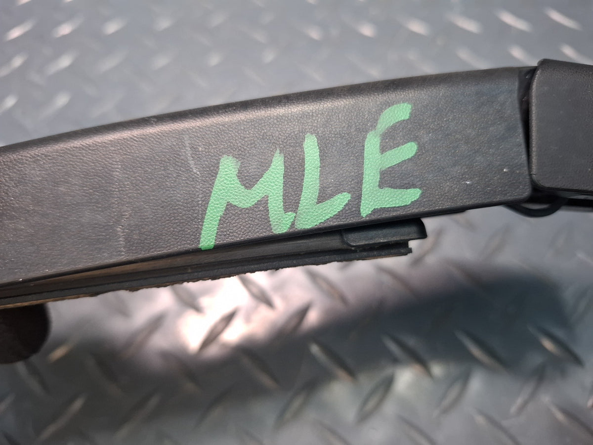 2017-2020 Maserati Levante M161 Rear Trunk Lid Liftgate Tailgate Wiper Arm
